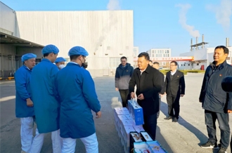 春節(jié)送溫暖，慰問(wèn)暖人心丨集團(tuán)黨委書(shū)記、董事長(zhǎng)慰問(wèn)春節(jié)期間堅(jiān)守崗位的一線(xiàn)職工